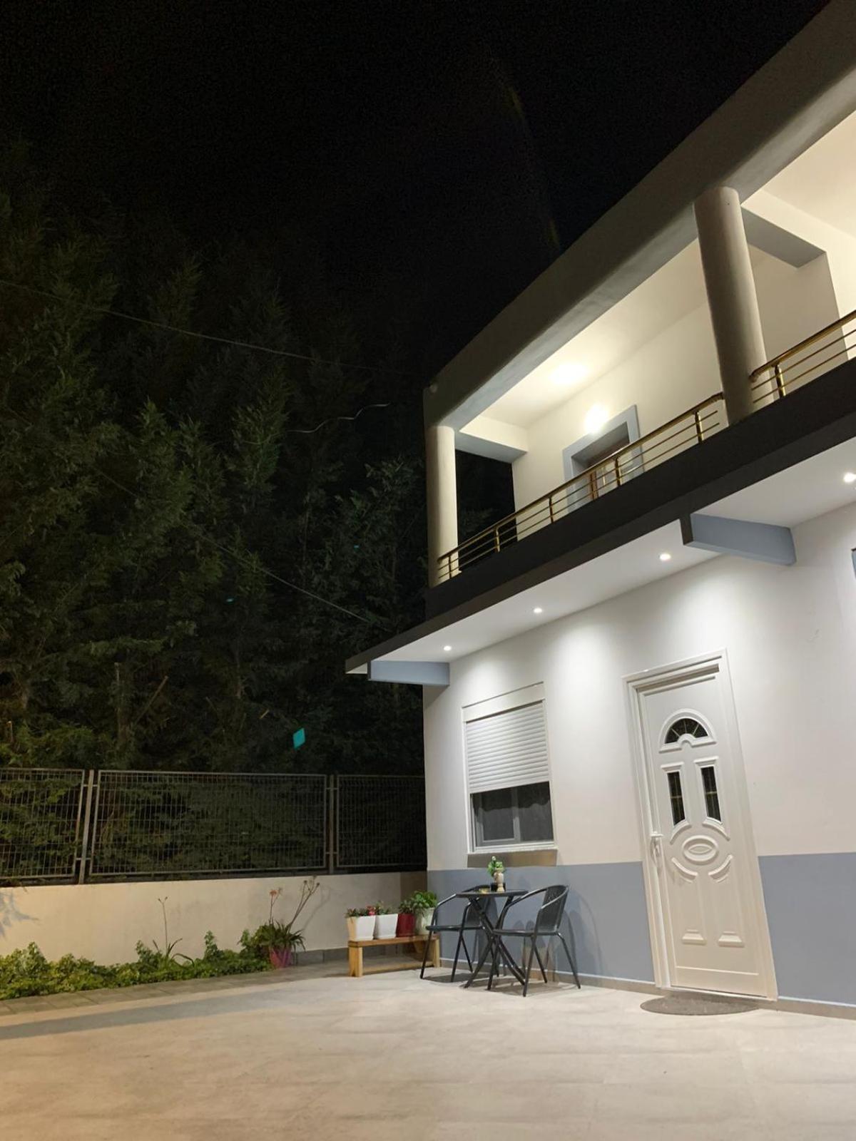 Villa Likaj Berat Exteriér fotografie