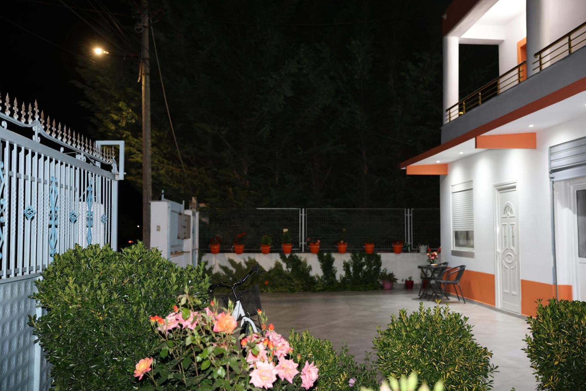 Villa Likaj Berat Exteriér fotografie