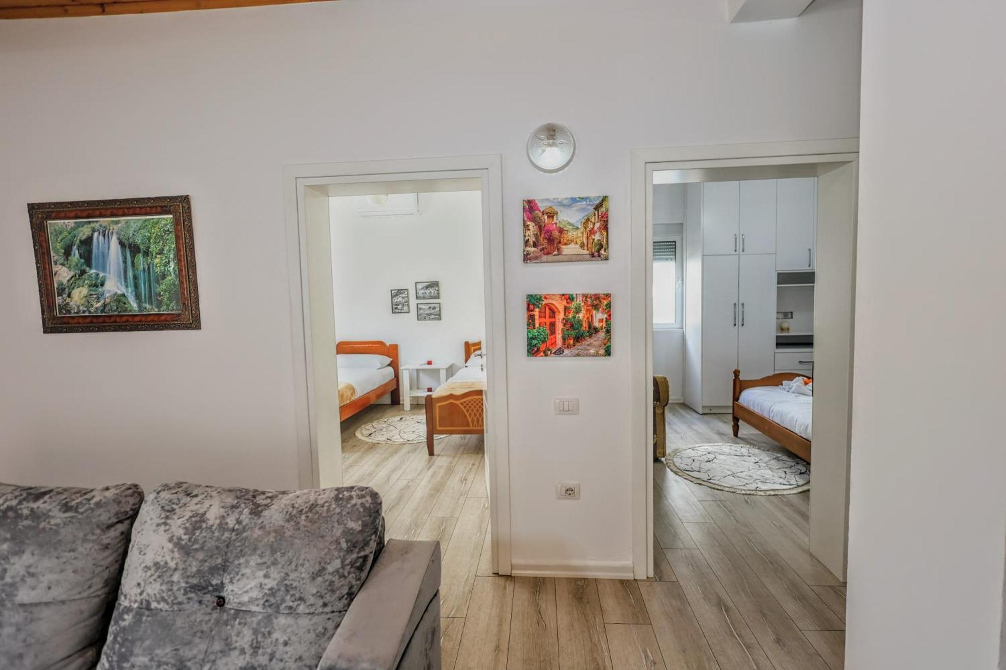 Villa Likaj Berat Exteriér fotografie